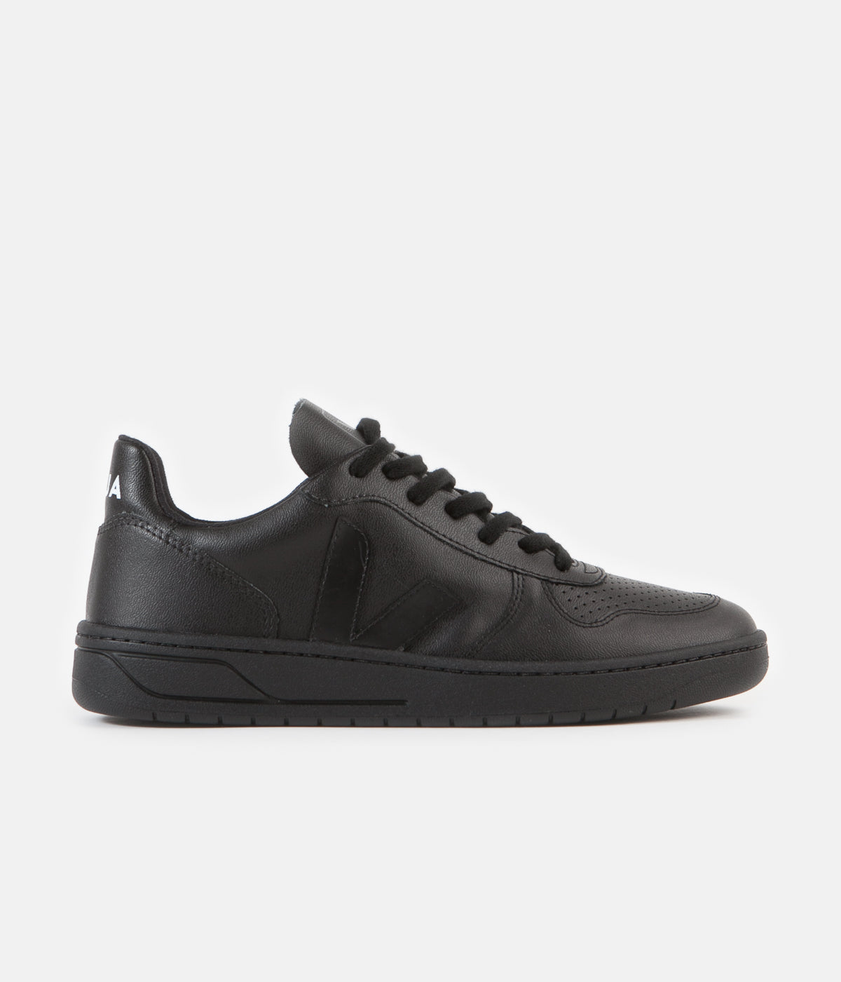 Veja V-10 CWL Shoes - Black / Black Sole | Always in Colour