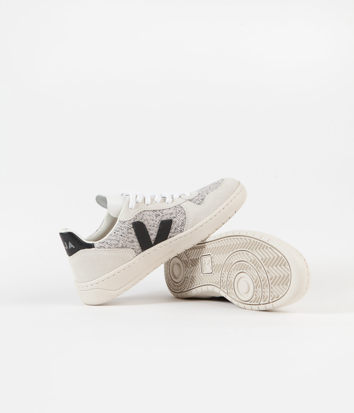 Veja v10 flannel snow natural clearance black