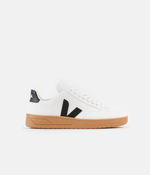 Veja v12 extra deals white black